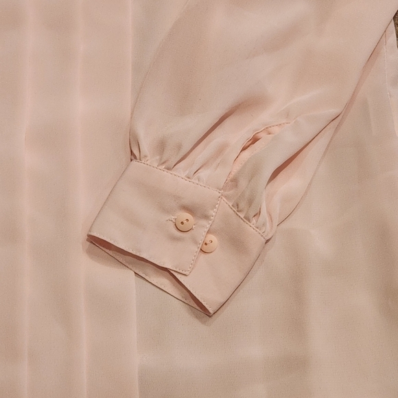 Vintage Worthington Womens's Light Pink Blouse with Lace detail, size 8 - Picture 11 of 12